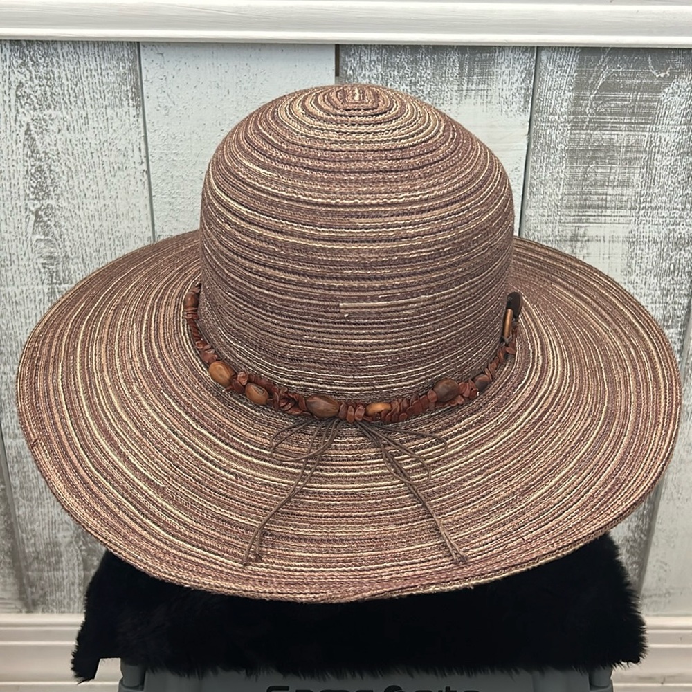 Sun hat - Picture 3 of 5